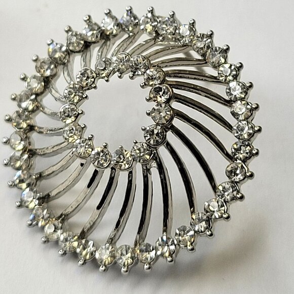 Silver Tone Starburst Earring - Picture 6 of 13